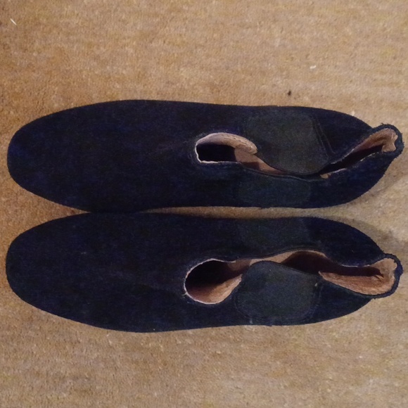 Madewell Chelsea Boots Black Suede VGUC 8 Minimalist classic office old money - Picture 8 of 11